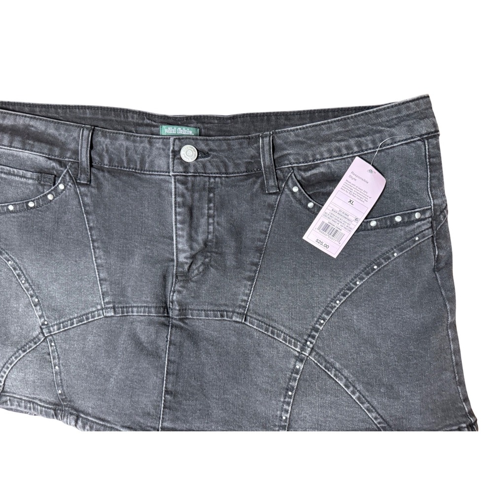 Wild Fable Womens Black Denim Skort Rhinestone Studded Mini Skirt Shorts XL NWT - Picture 3 of 8